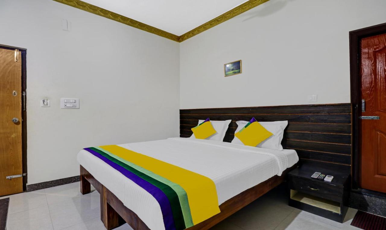 Lee Comfort Kushālnagar Exterior foto